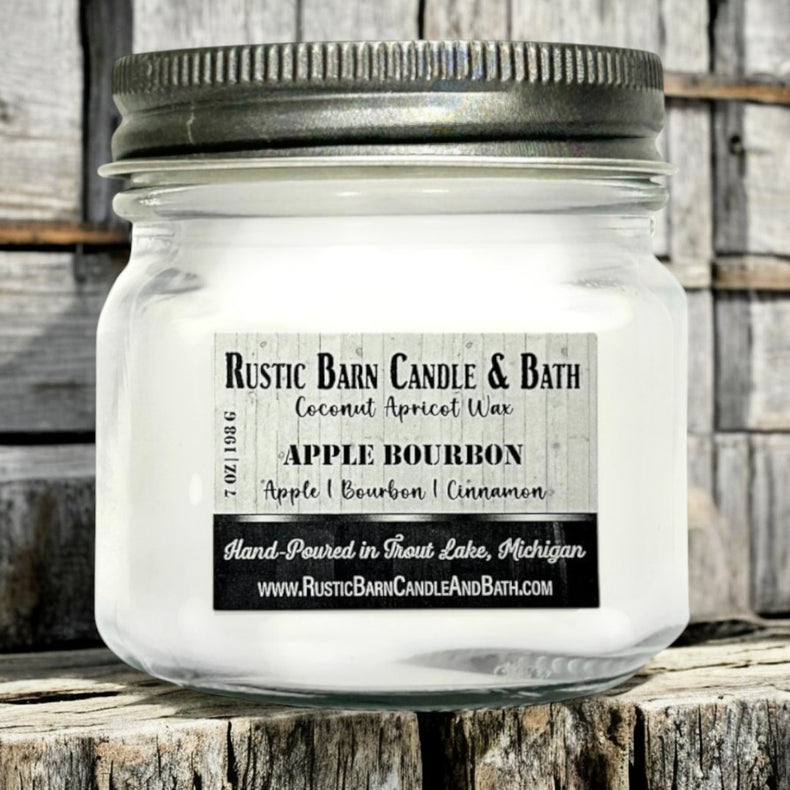 Apple Bourbon Candle - Apple, Bourbon & Cinnamon